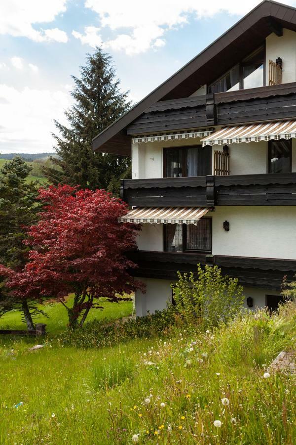 Hotel Petra Байерсброн Екстериор снимка