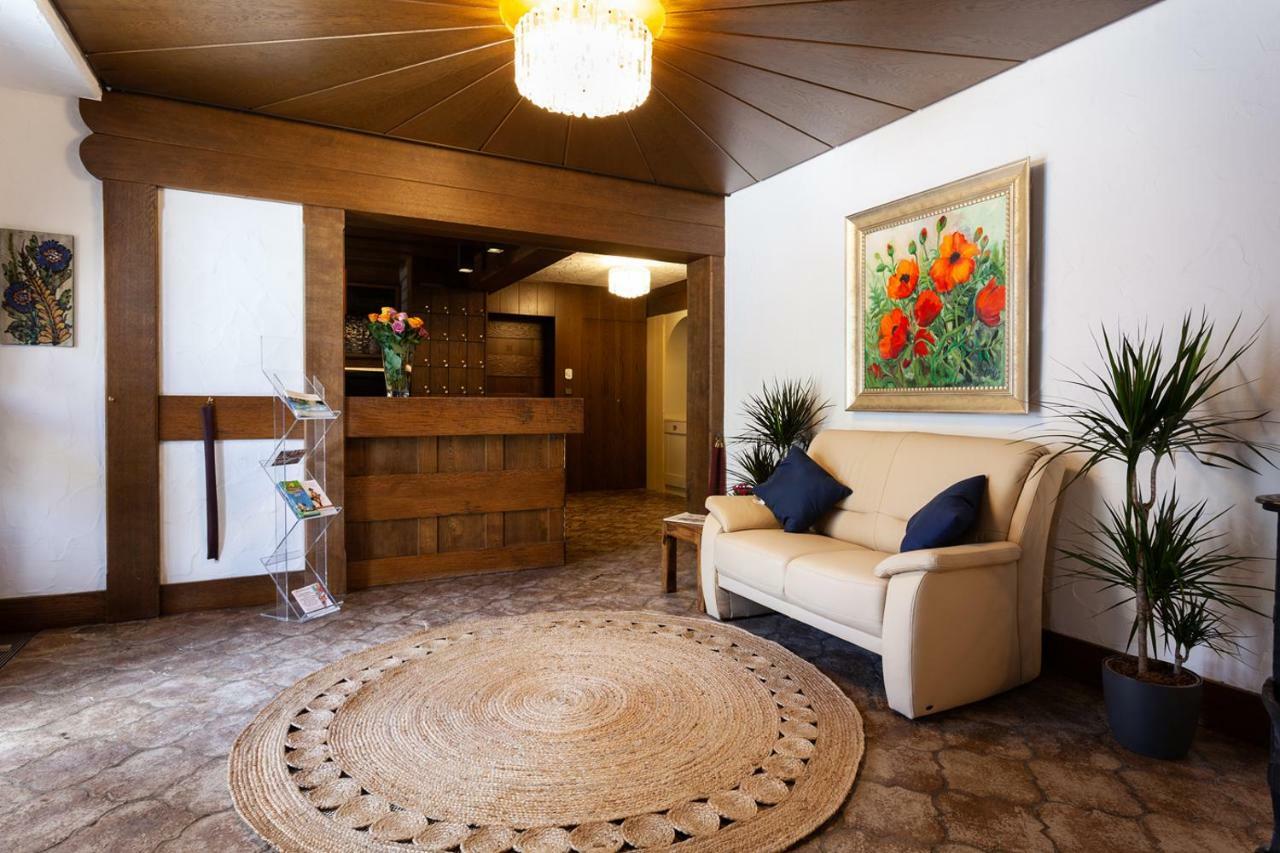 Hotel Petra Байерсброн Екстериор снимка