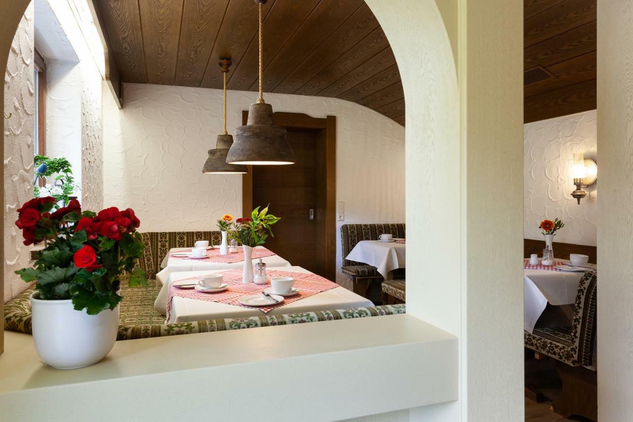 Hotel Petra Байерсброн Екстериор снимка