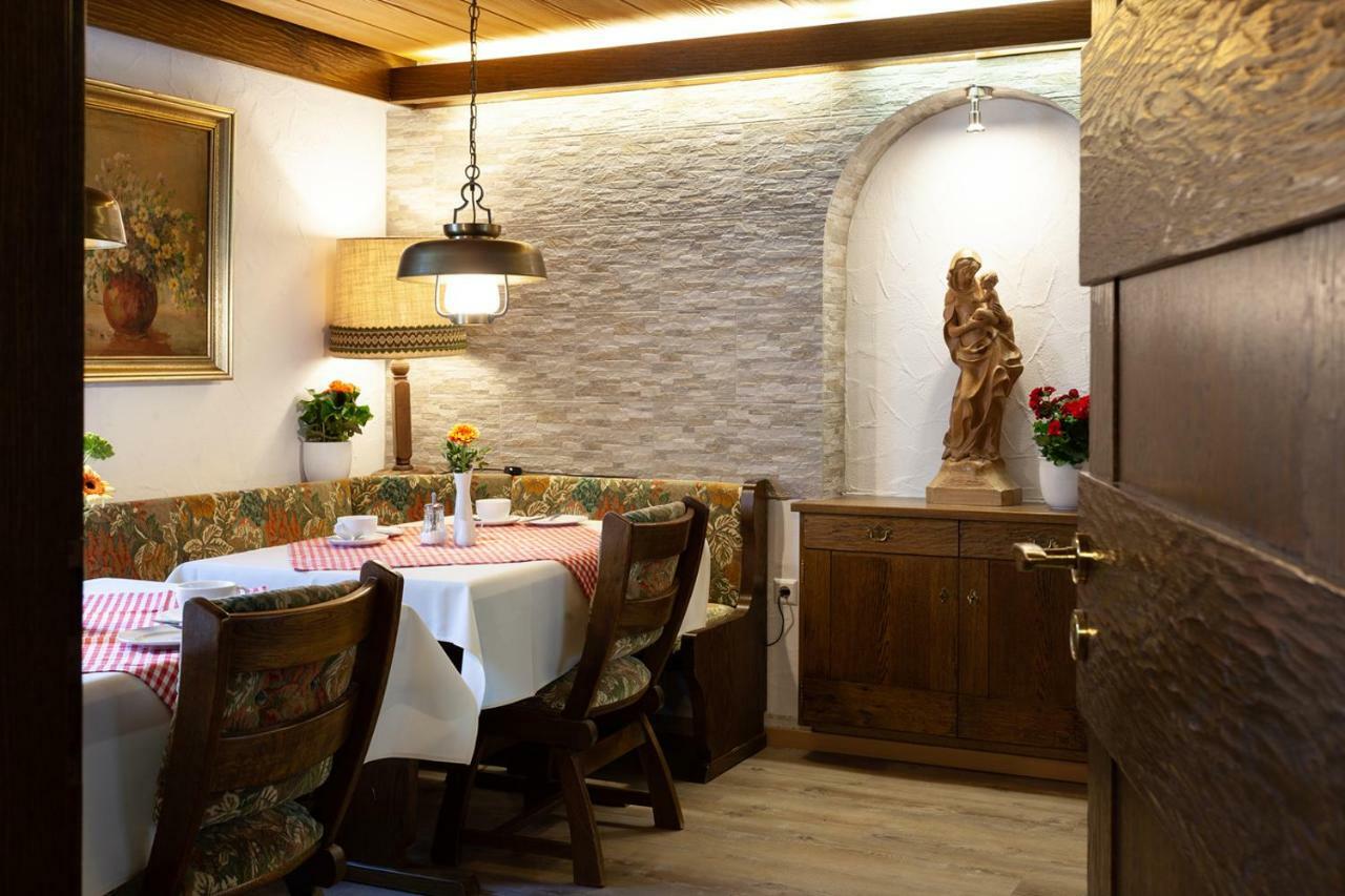 Hotel Petra Байерсброн Екстериор снимка